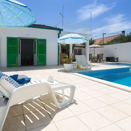Aras Wind Rose Villa Supetar Exterior photo